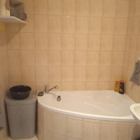 Słoneczny Apartament w centrum pięknych Karkonoszy Jelenia Góra Zewnętrze zdjęcie